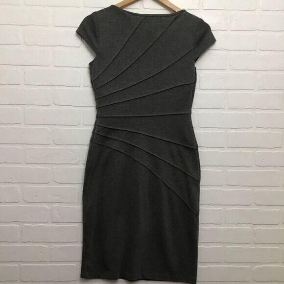 London Times sheath dress charcoal grey short sleeves slimming size 4 - Picture 13 of 13